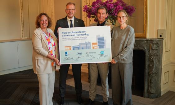 Ondertekening bestuursakkoord aanvullende huisvesting
