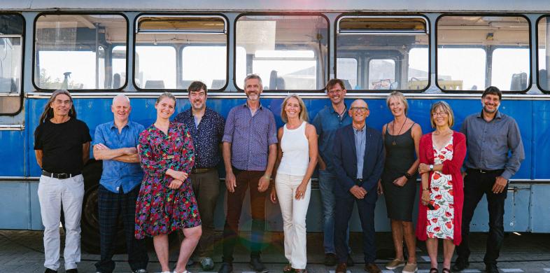Groepsportret met mensen van vereniging Cooplink
