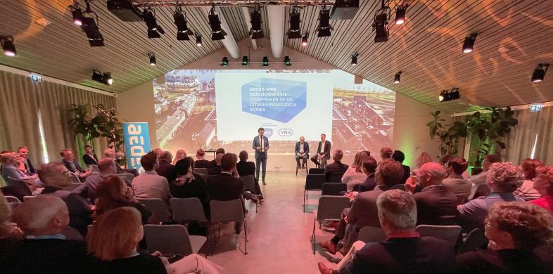 Dialoogsessie Aedes en VNG 13 juni 2024 in Kamerik