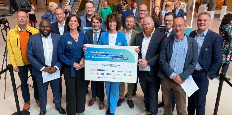 watermanifest overhandiging Tweede kamer sept2024