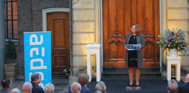 Liesbeth Spies opent Waarde van Wonen lezing