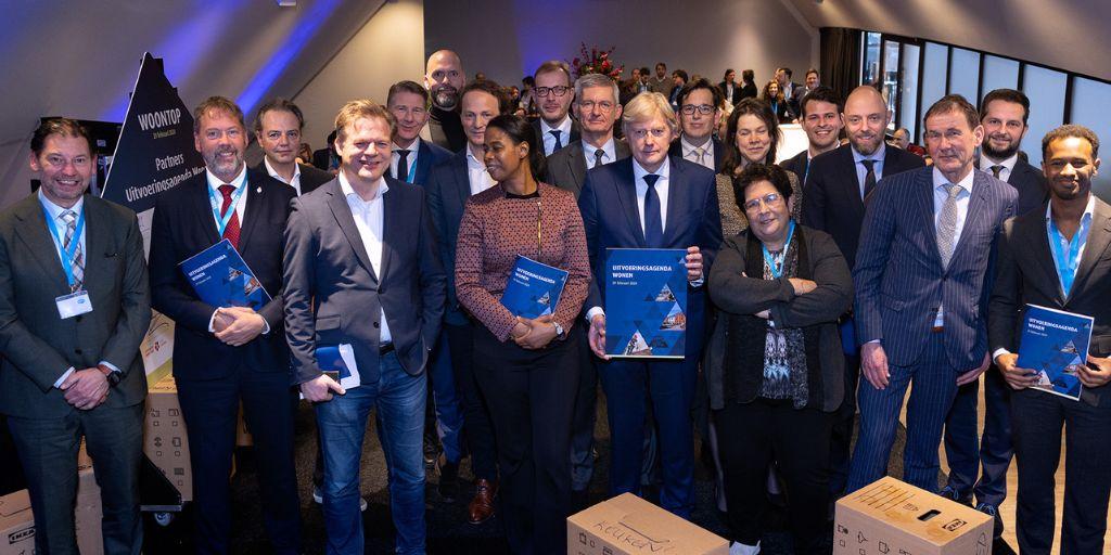 partners uitvoeringsagenda met politici op woontop 1200x627